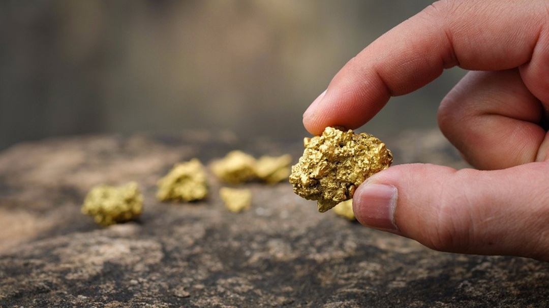Dictadura defiende su negocio del oro y niega discrecionalidad en concesiones a empresas chinas