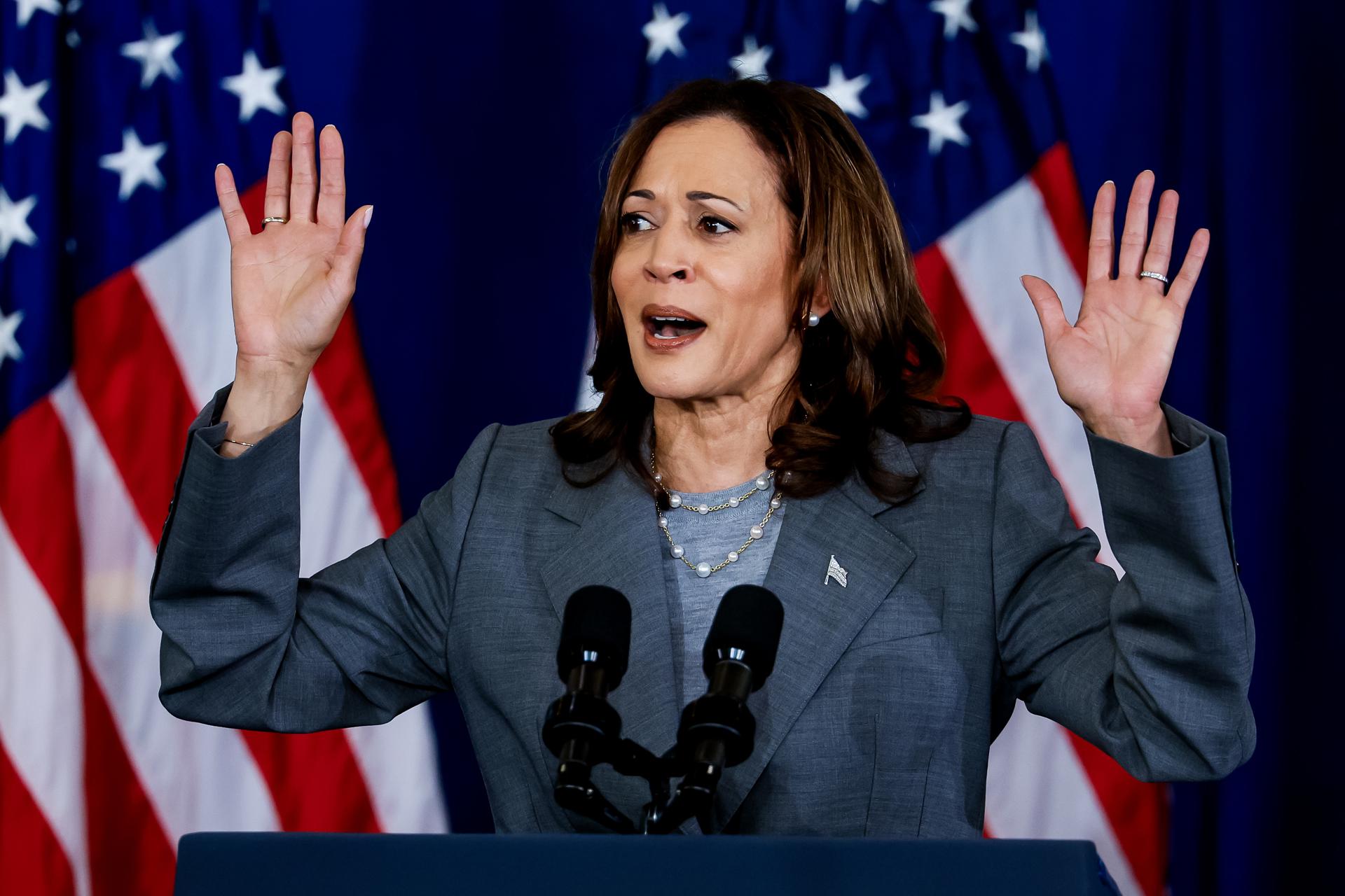 Harris recibe importantes apoyos a su candidatura, mientras otros callan