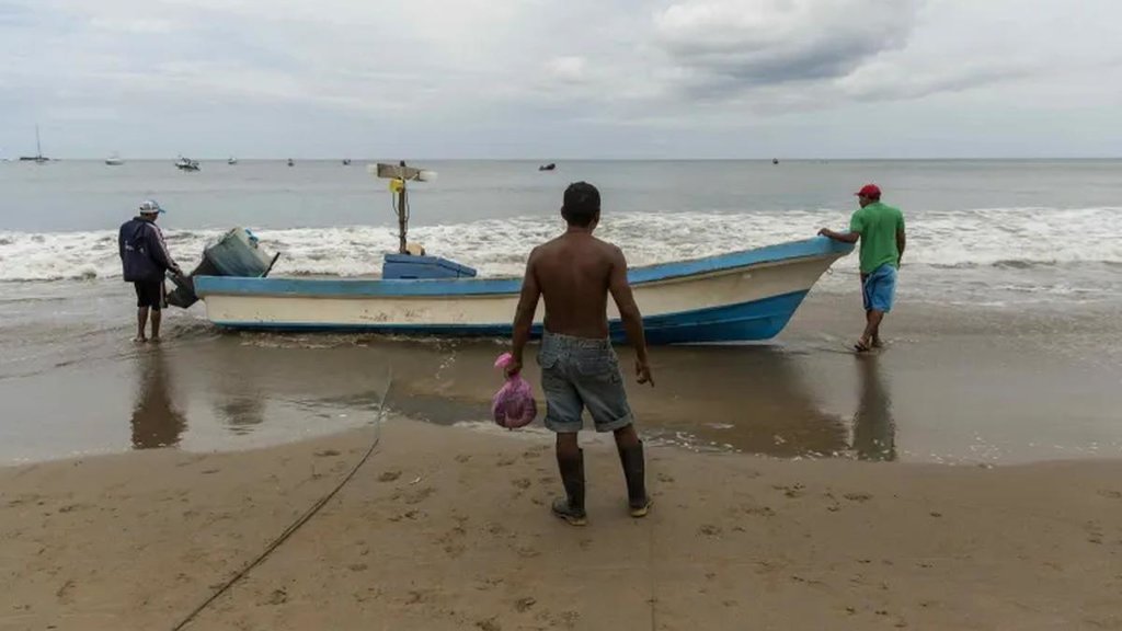 Nicaragua suspende zarpes en la Costa Caribe ante el avance de una onda tropical