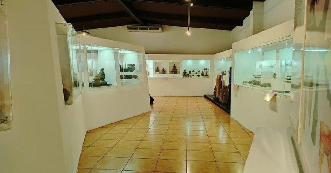 Régimen inaugura un teatro y un museo que confiscó en Chinandega