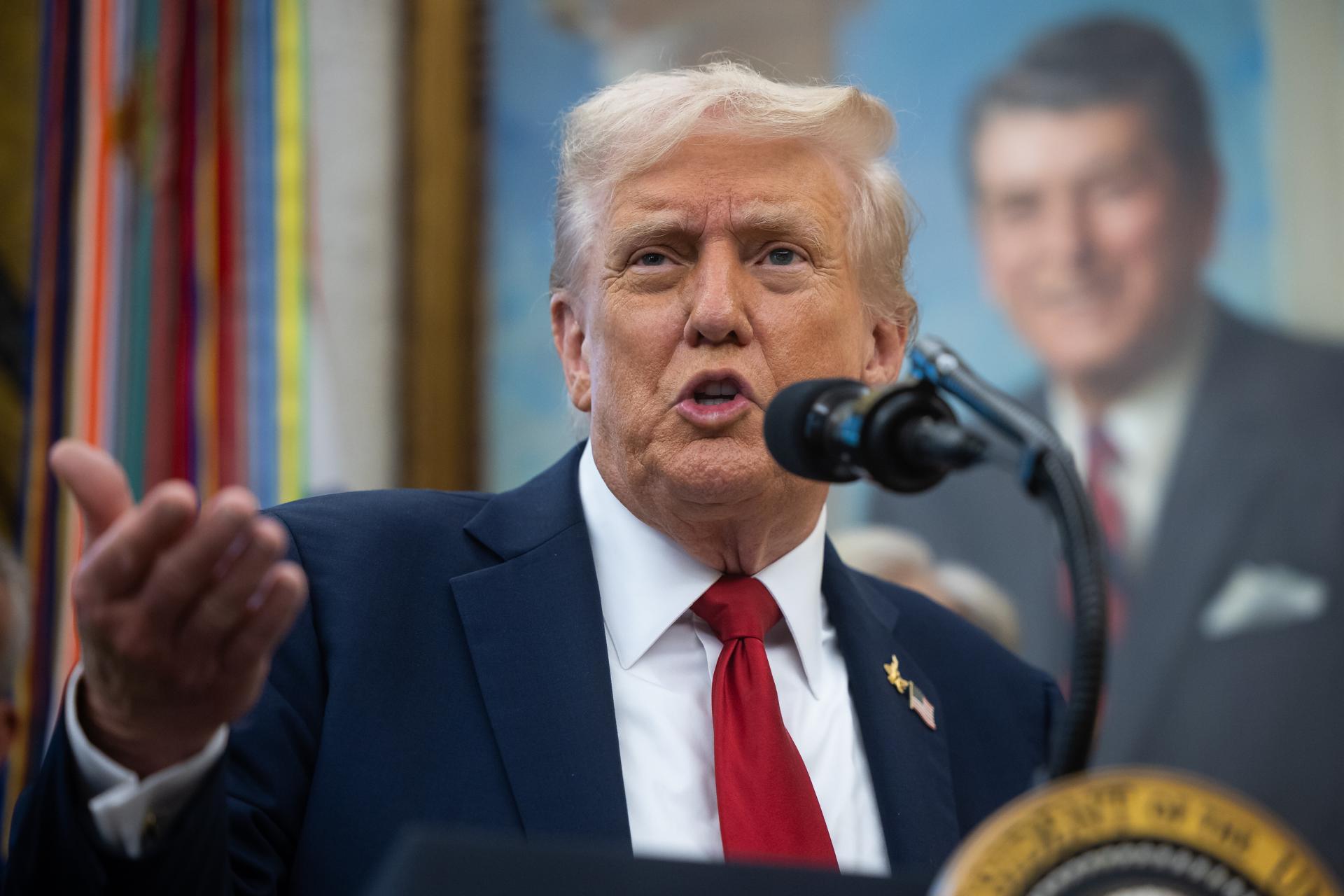Trump amenaza a Hamás con la «aniquilación total» si no cede el control de Gaza, según CNN