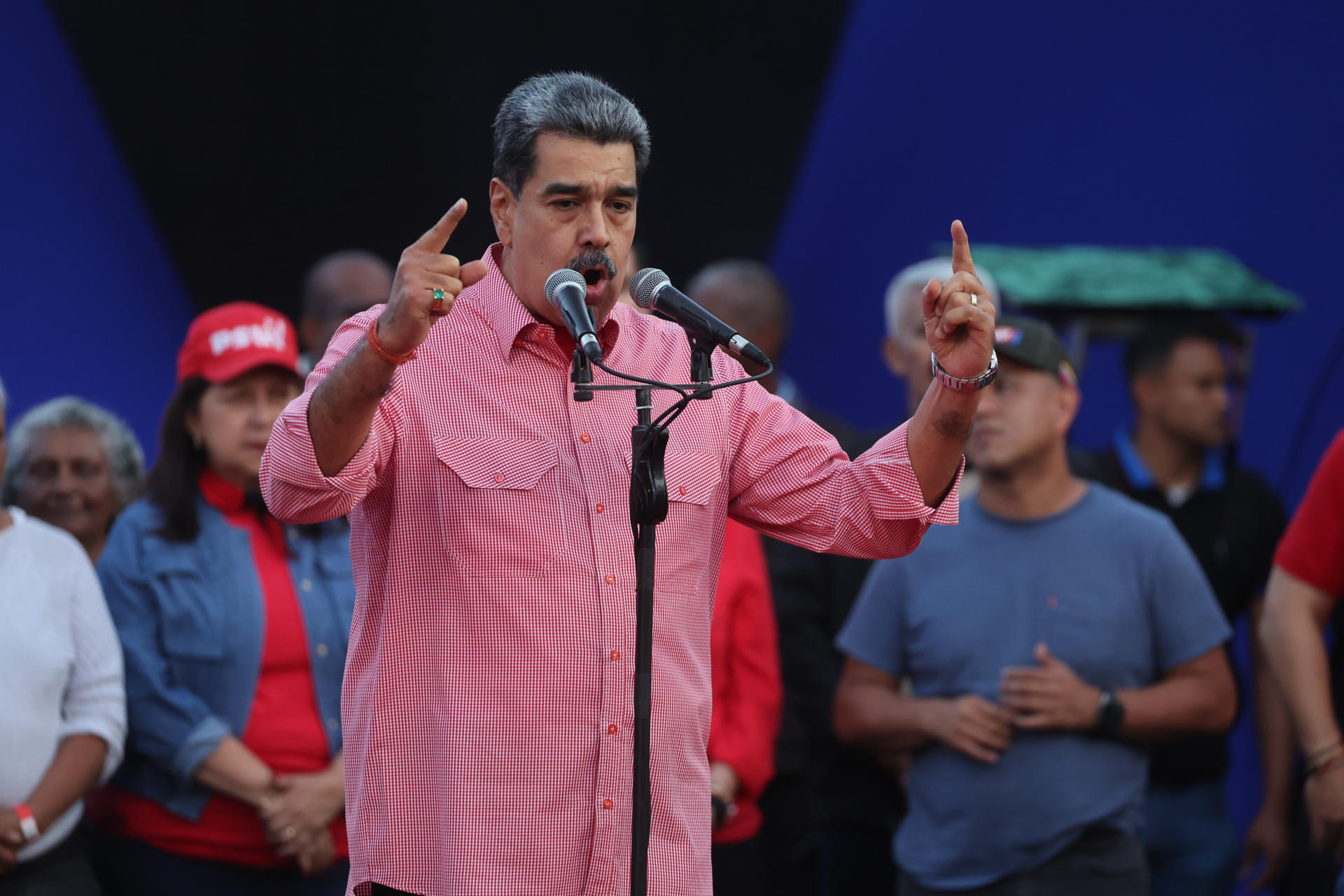 Maduro ofreció a Estados Unidos dejar el poder en dos años y Trump lo rechazó, según el New York Times