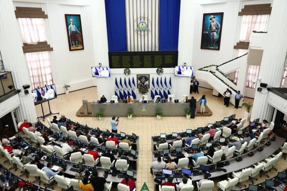 Diputados sepultan la democracia: la Constitución Sandinista es aprobada en su totalidad