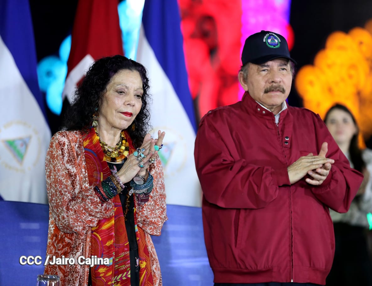 Piden la captura internacional de Daniel Ortega y Rosario Murillo en Argentina