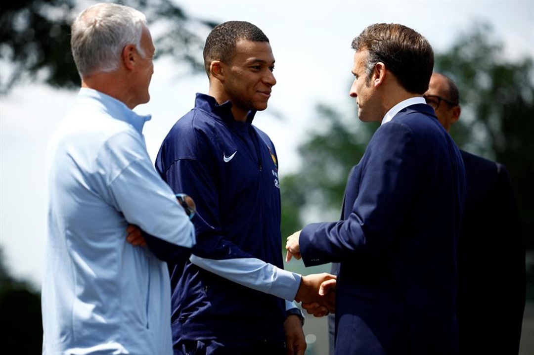 Mbappé confirma a Macron que el anuncio de su fichaje con el Real Madrid se hará esta tarde