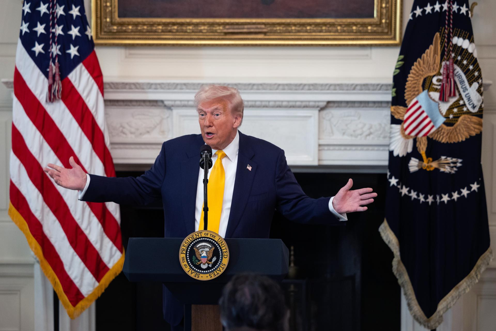Trump «no forzará» su plan para controlar Gaza, aunque insiste en «sacar» a los palestinos