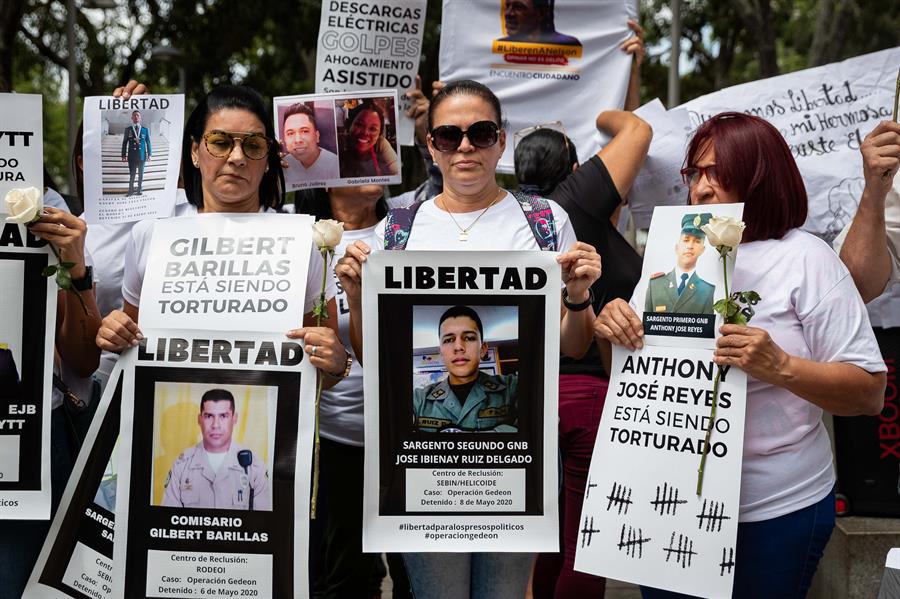Familiares de «presos políticos» denuncian «condiciones inhumanas» en cárceles venezolanas