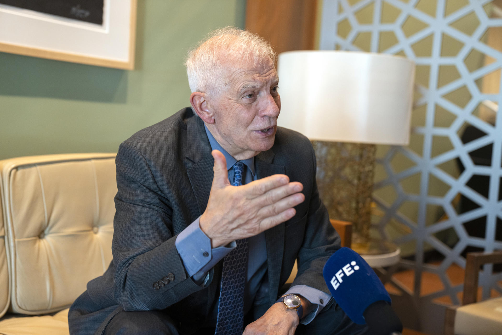 La UE lamenta el exilio de Edmundo González, pero no lo reconoce como ganador en Venezuela