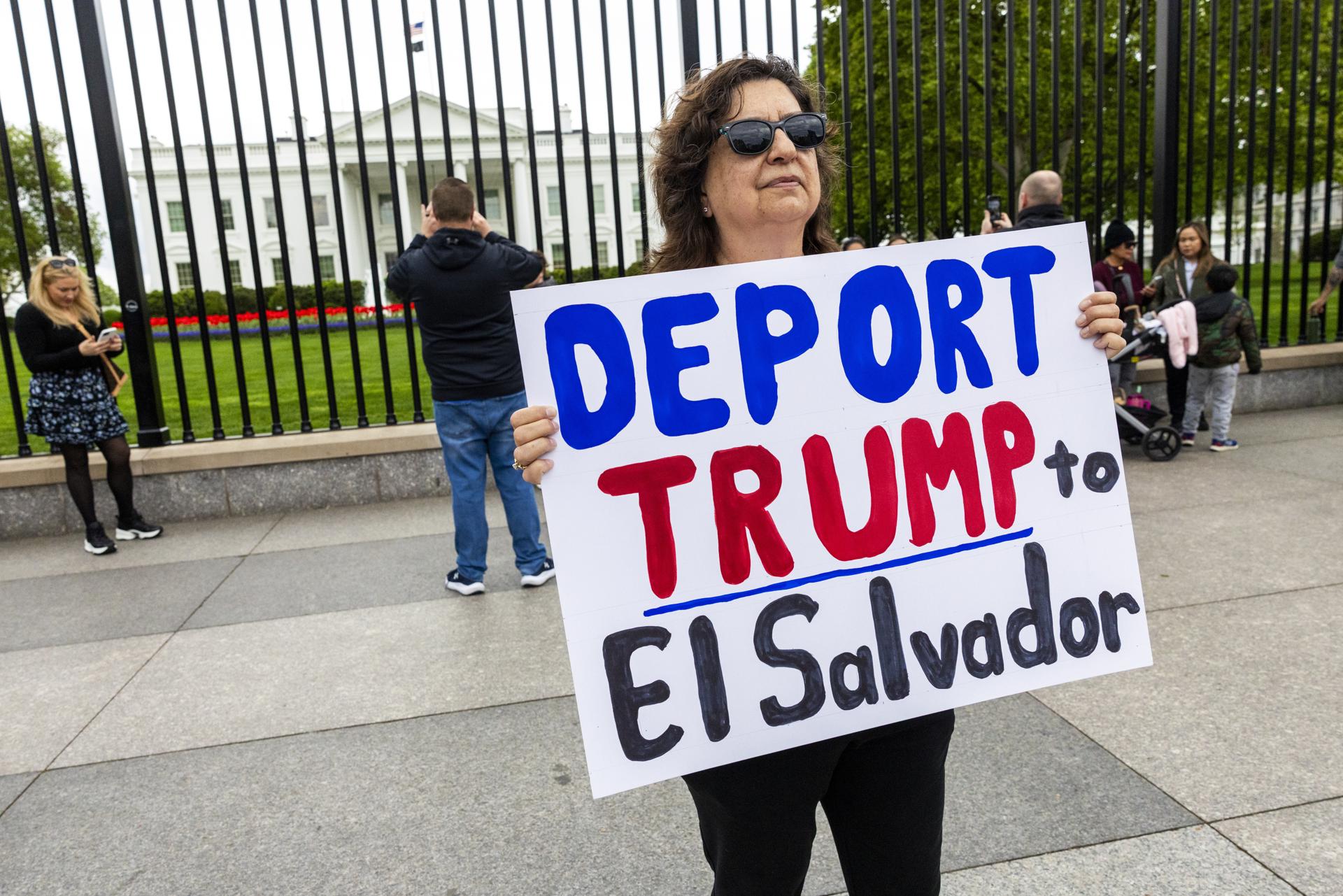 La justicia de EE.UU. pide una investigación exhaustiva sobre la deportación del salvadoreño