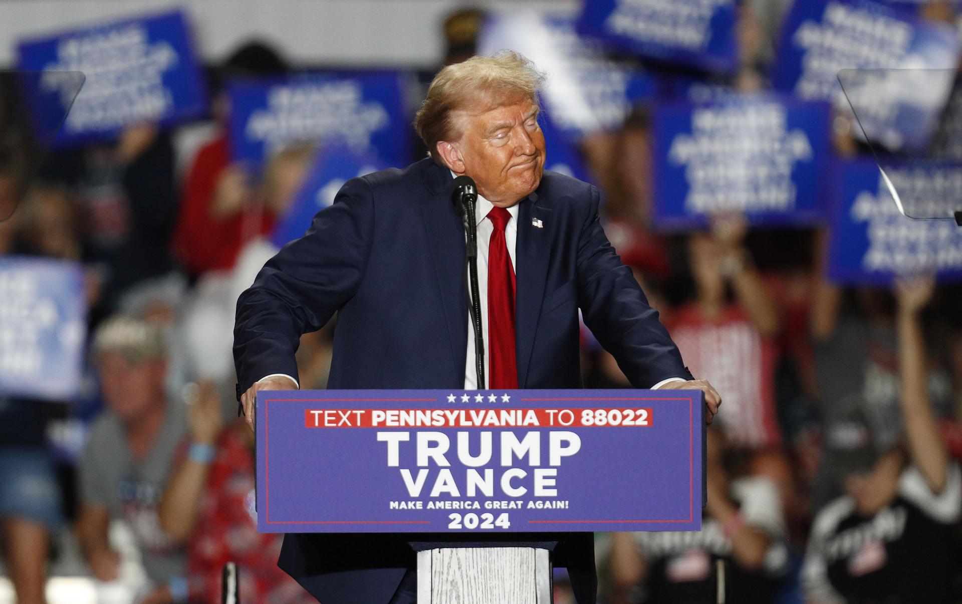 La Casa Blanca arremete contra las «mentiras» de Trump sobre migrantes y el huracán Helene