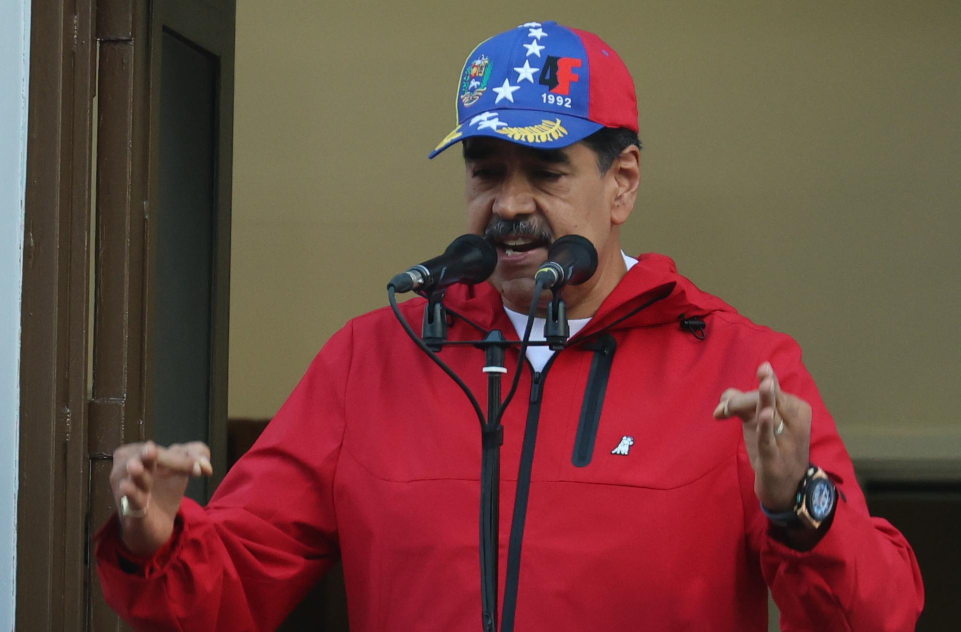 Maduro asegura estar listo para buscar a los migrantes venezolanos presos en El Salvador