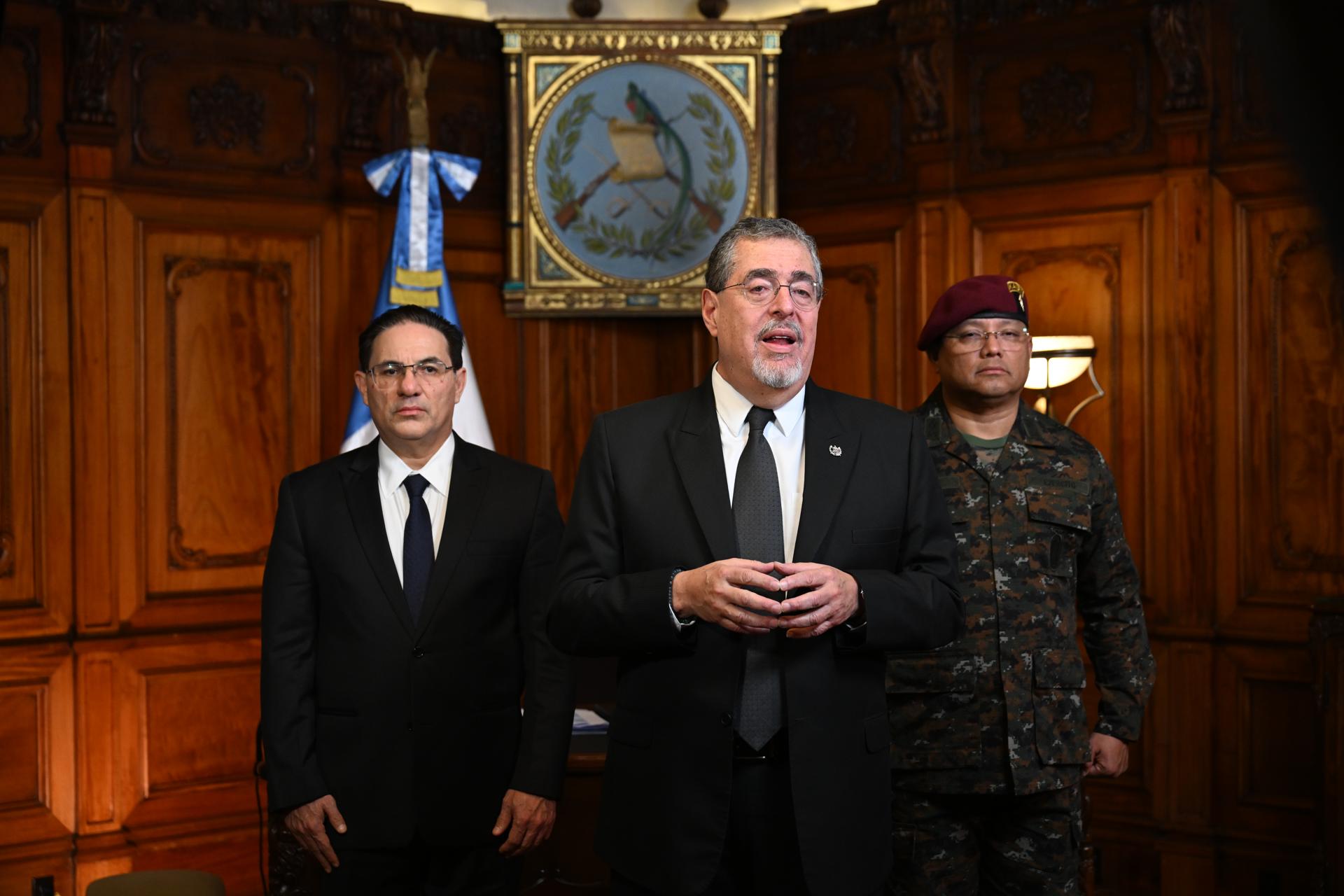 Presidente de Guatemala declara el estado de sitio tras ola de violencia de las pandillas