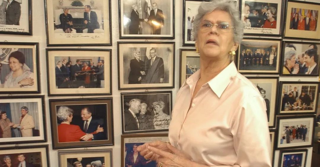 Presidente de Panamá destaca a Violeta Barrios como figura emblemática de la historia de la democracia