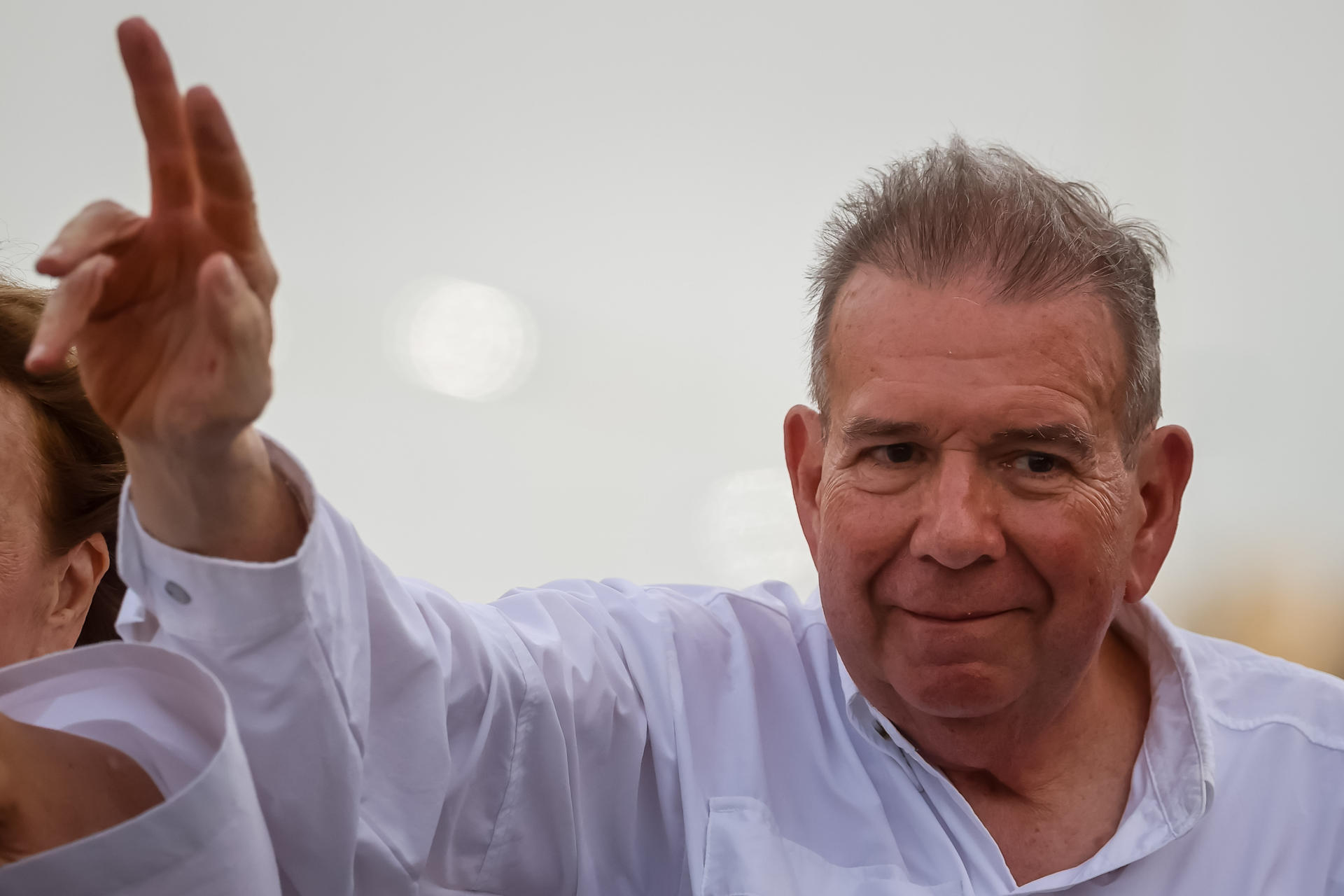 González Urrutia recibe atención médica por «dolencia en la cadera», informa su equipo