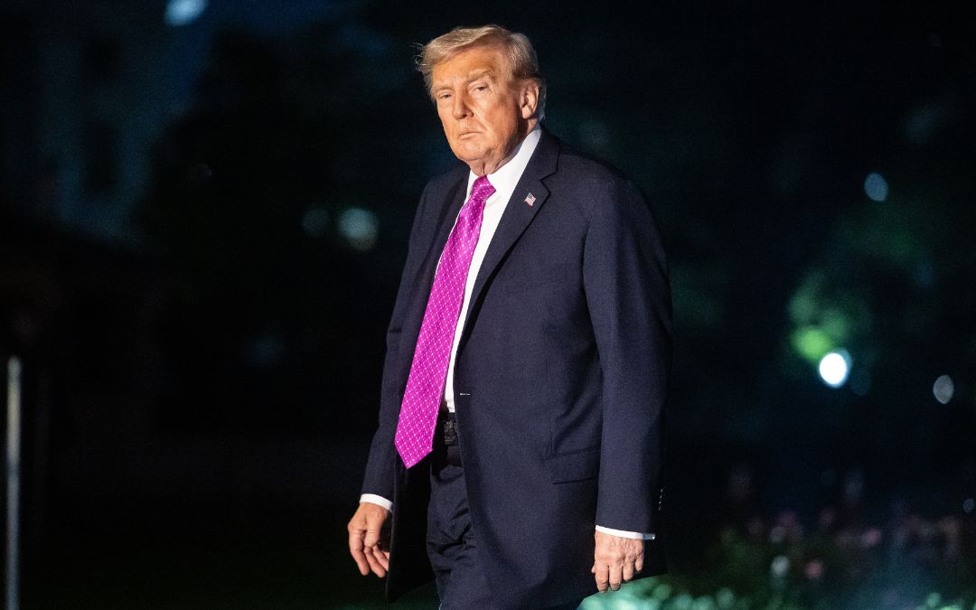 La aprobación de Trump entre los votantes latinos cae al 37 % en una nueva encuesta