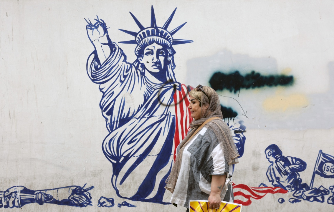 Irán y EE.UU. mantienen conversaciones en un “ambiente constructivo”