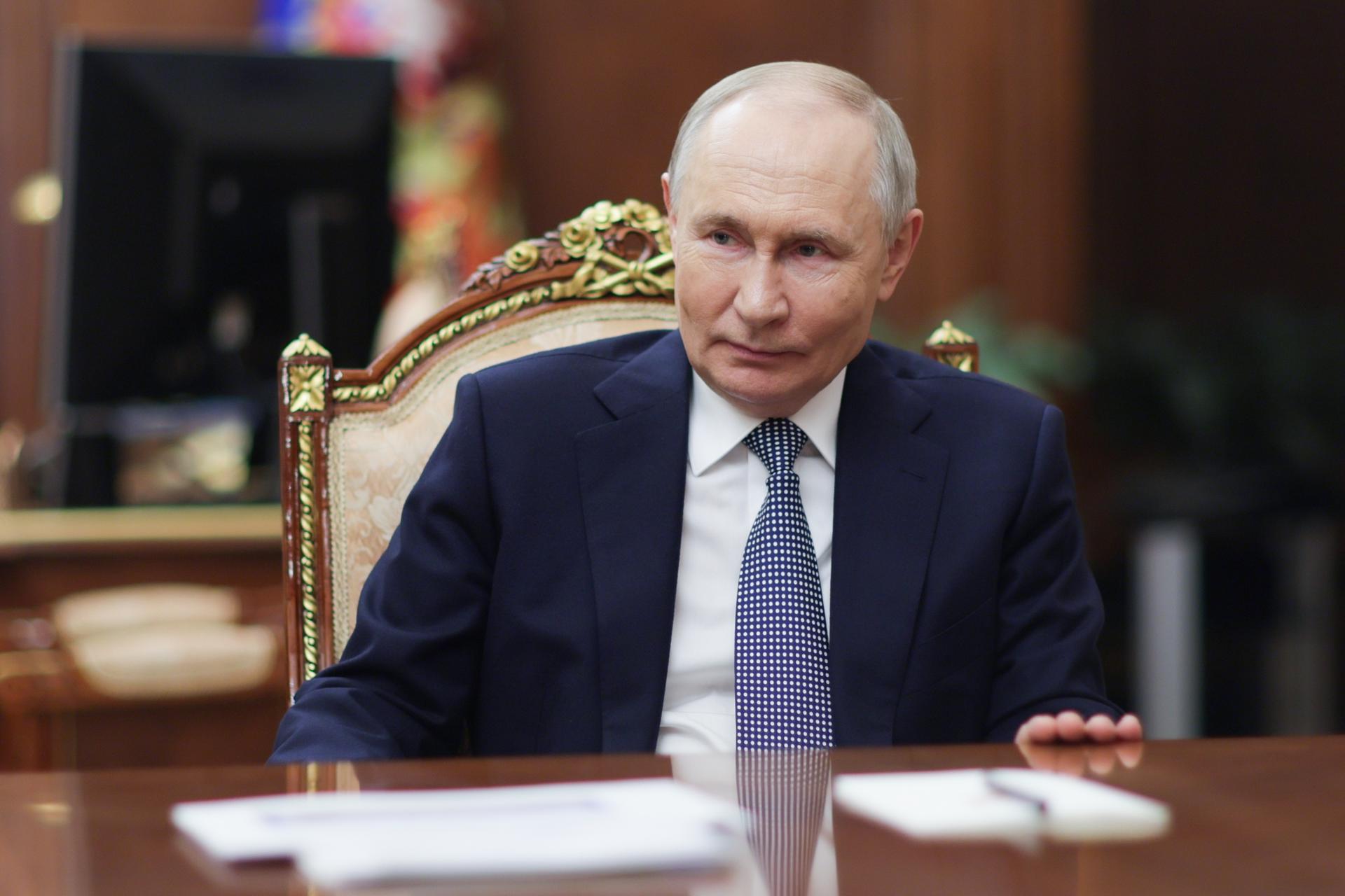 Putin felicita a Trump por investidura y se muestra abierto a retomar «contactos directos»