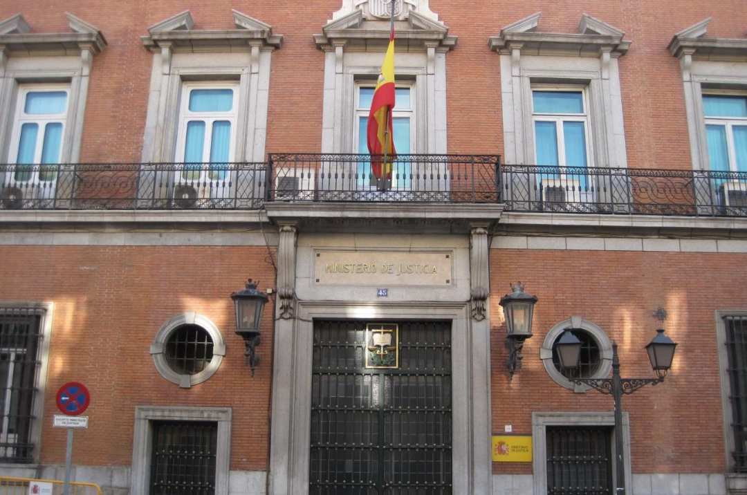 España concede la nacionalidad a otros 17 opositores nicaragüenses desterrados