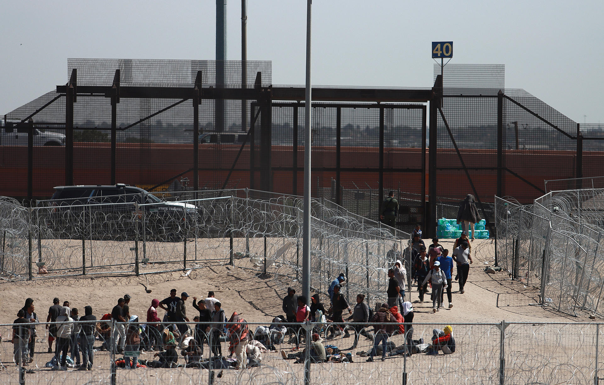 Coyotes estafan migrantes a través de falsas agencias de viajes