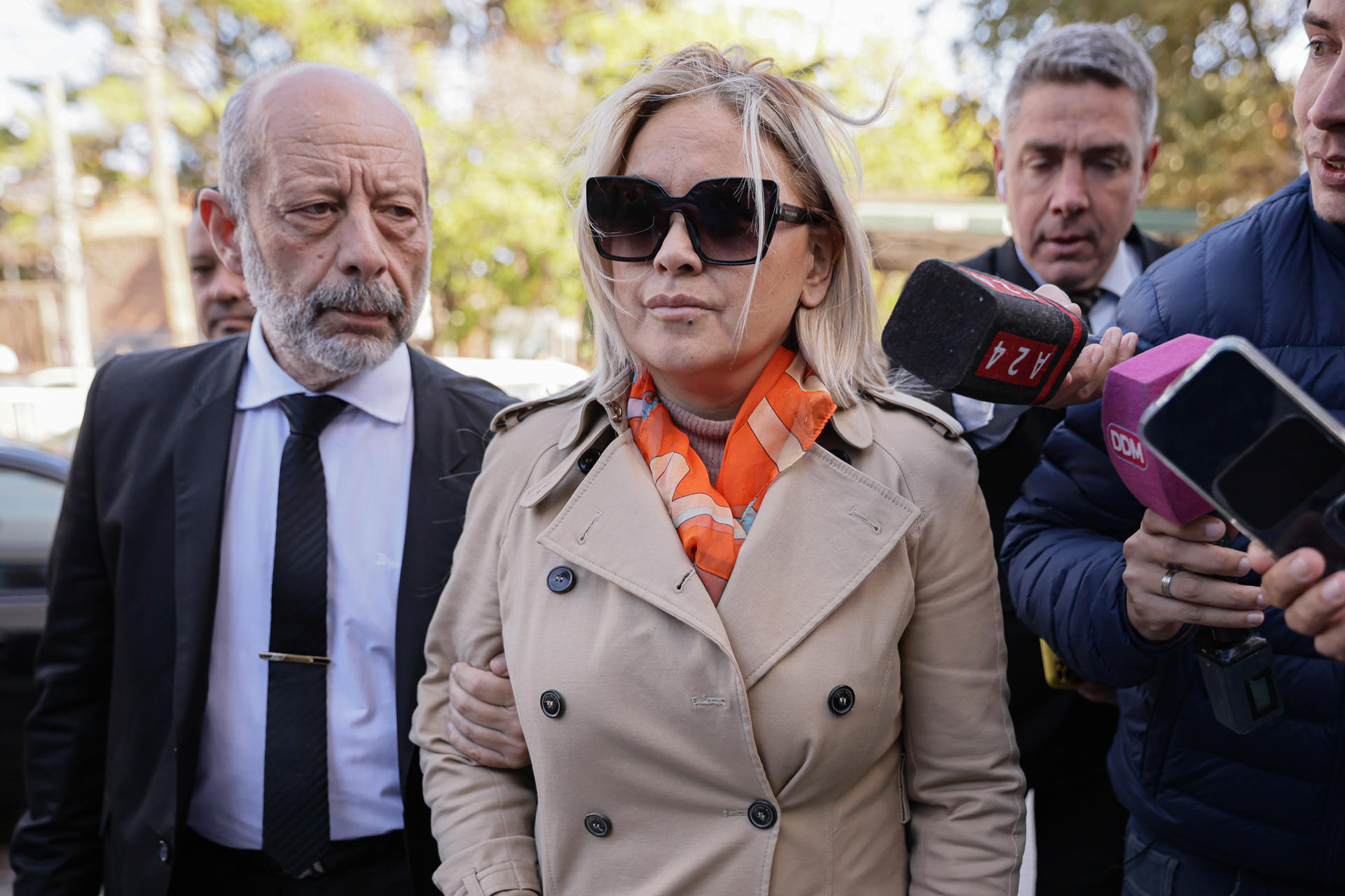 Expareja de Maradona acusa a médicos que trataron al ídolo: «Nos mintieron en la cara»
