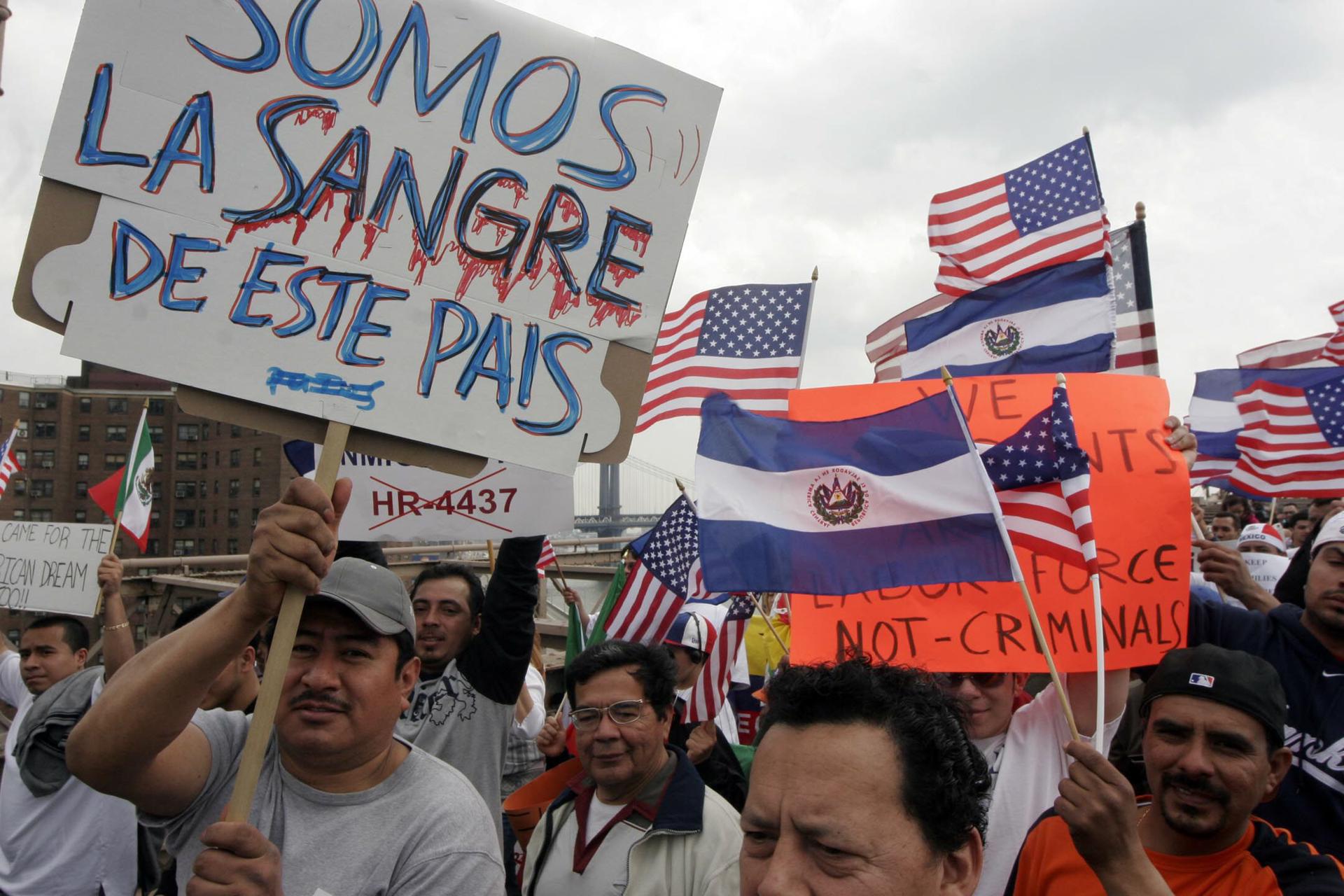 Nueva York cerrará 25 albergues para inmigrantes en los próximos dos meses