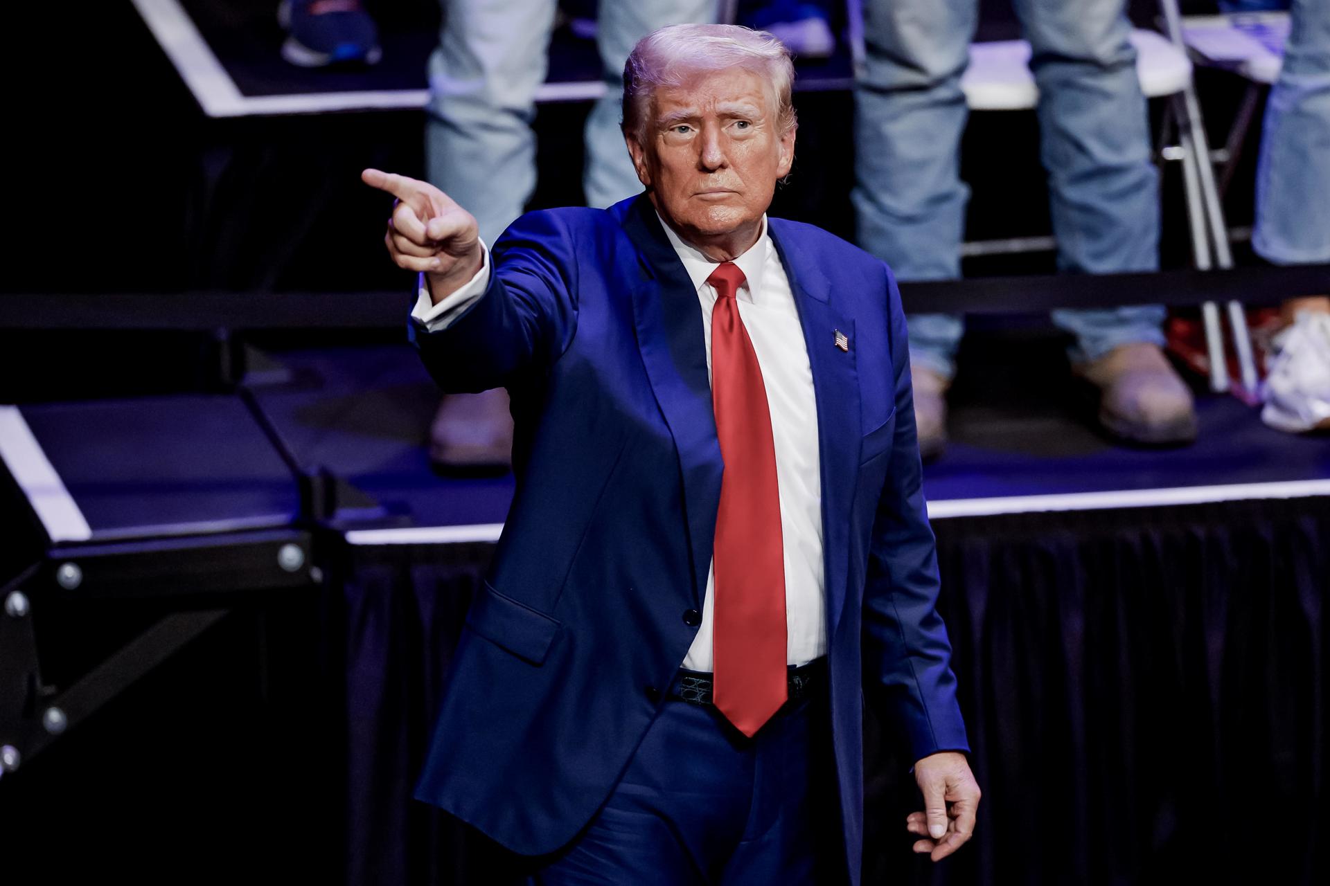 Presentan queja legal que pide arresto de Trump y Vance por mentiras contra los haitianos