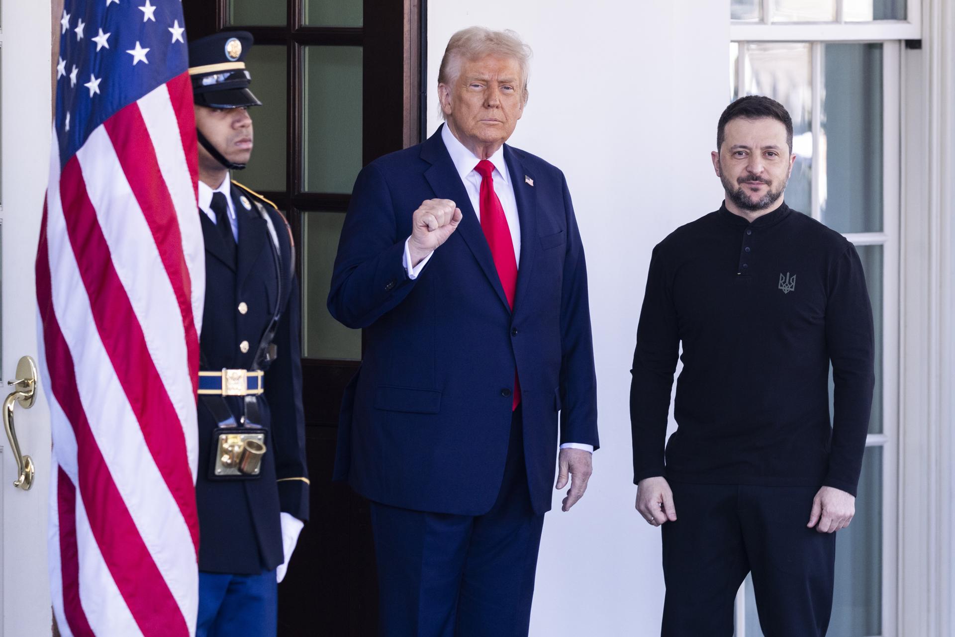 Zelenski habla con Trump de transferencias de armas y posibles sanciones a Rusia