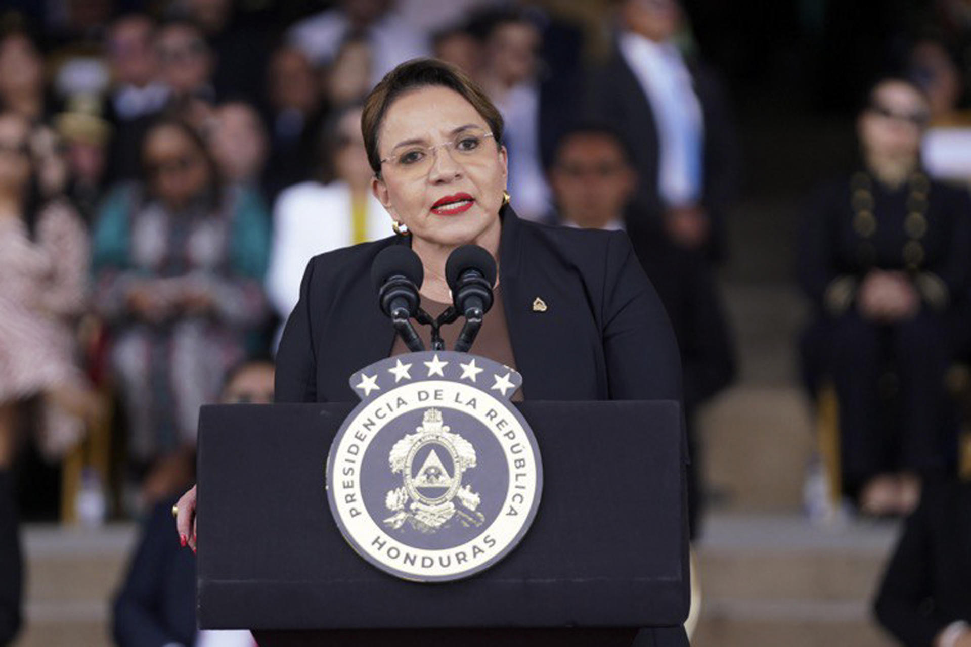 Presidenta hondureña retira suspensión de Tratado de Extradición con EEUU ordenado en 2024