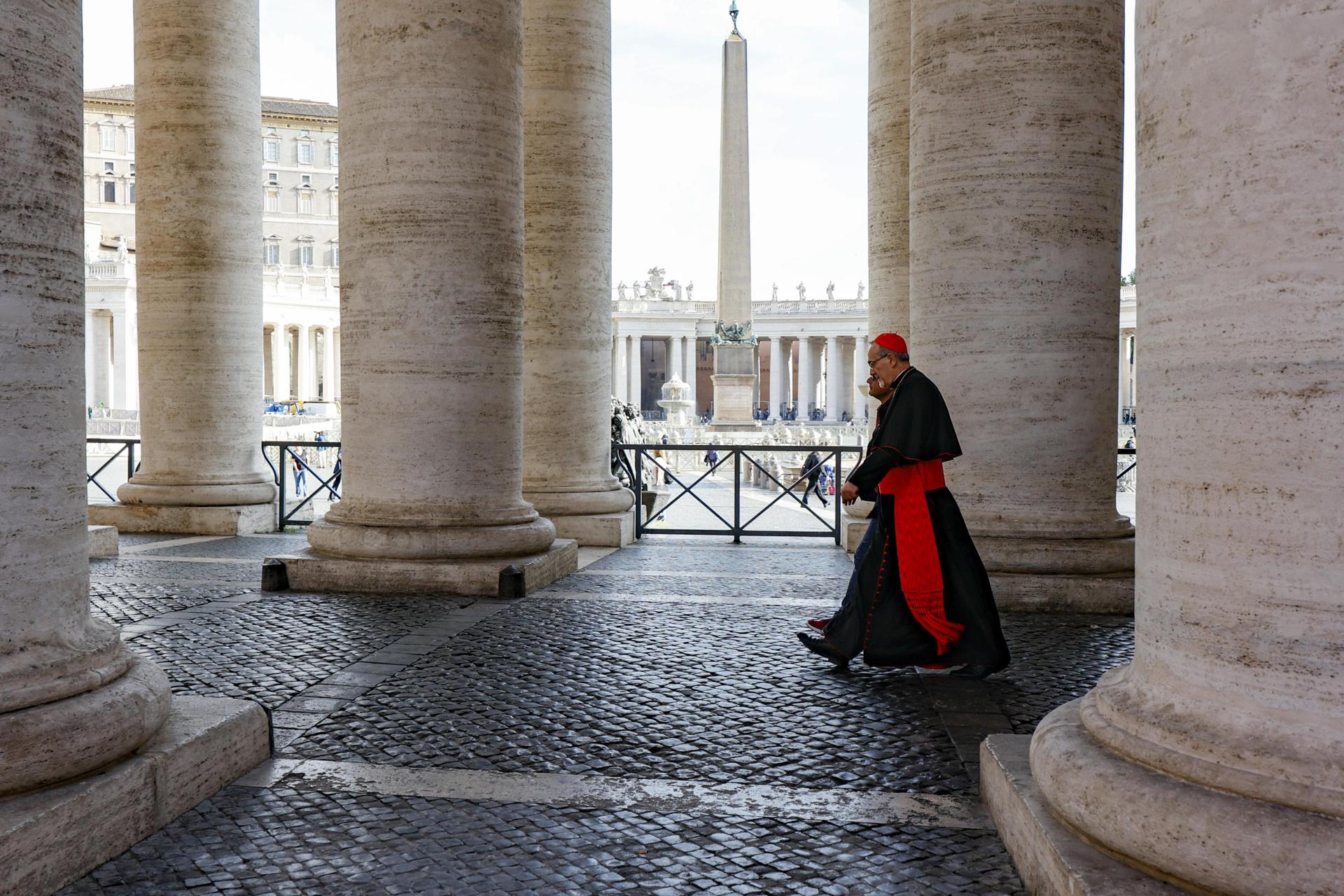 La Iglesia católica se encierra en cónclave para elegir al sucesor del papa Francisco
