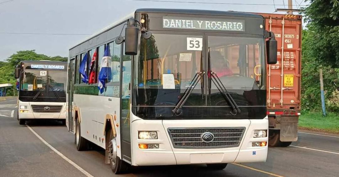 Murillo anuncia la llegada de 180 buses chinos, el negocio que no resuelve el problema del transporte en Managua