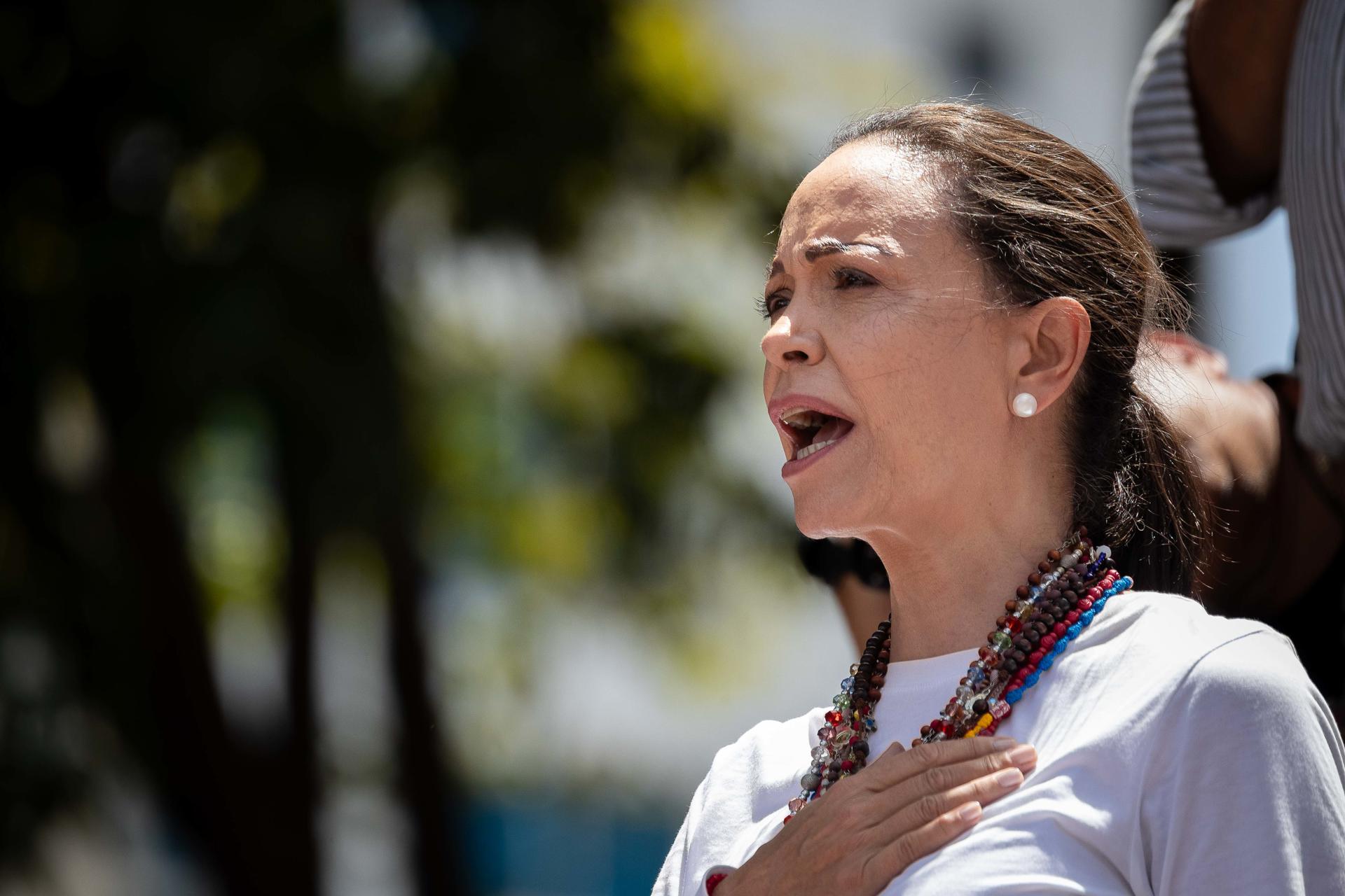 Machado agradece apoyo de Boric y Milei en conflicto «no ideológico» en Venezuela