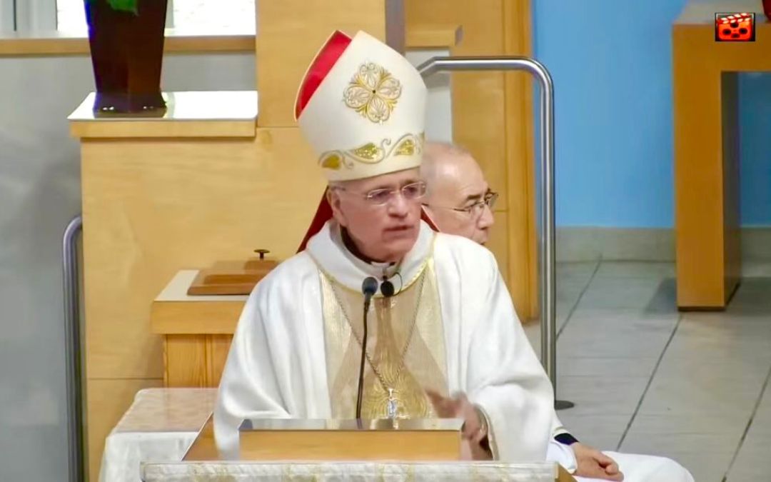 Monseñor Báez dice que la Iglesia no debe callar ante la represión y que es hora de “enrumbar la historia”