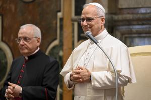 El papa expresa su solidaridad tras el terremoto en Afganistán, con más de 800 muertos