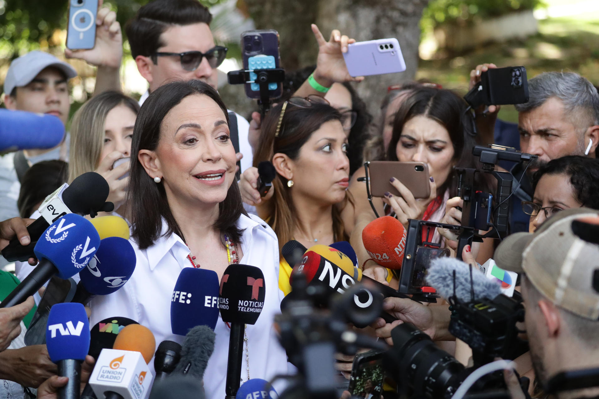 María Corina Machado pide a los «comanditos» de campaña estar activos para manifestaciones