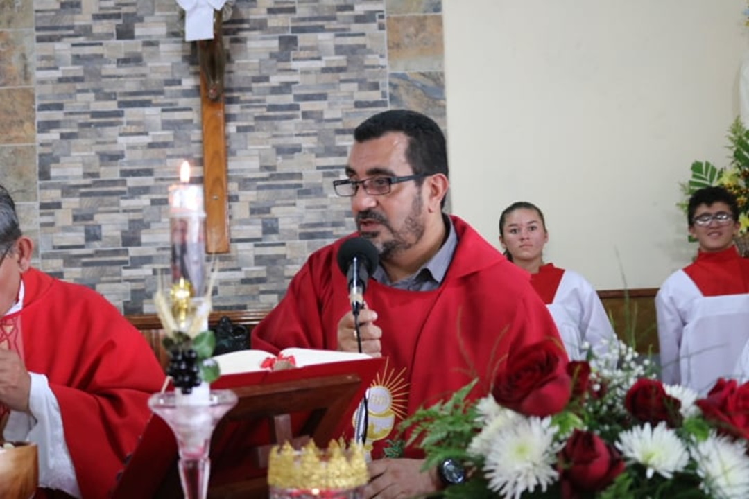 Los «pecados» del padre Rafael Ríos Gadea, el sacerdote que niega la persecución religiosa en Nicaragua