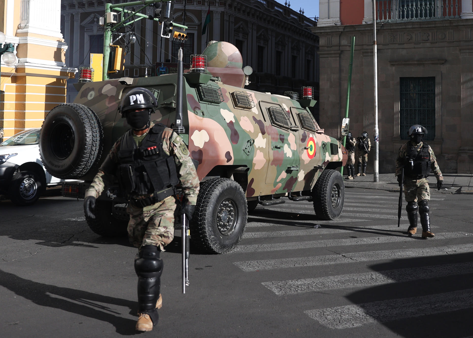 Intento de golpe de Estado en Bolivia: militares asaltan la sede el Gobierno