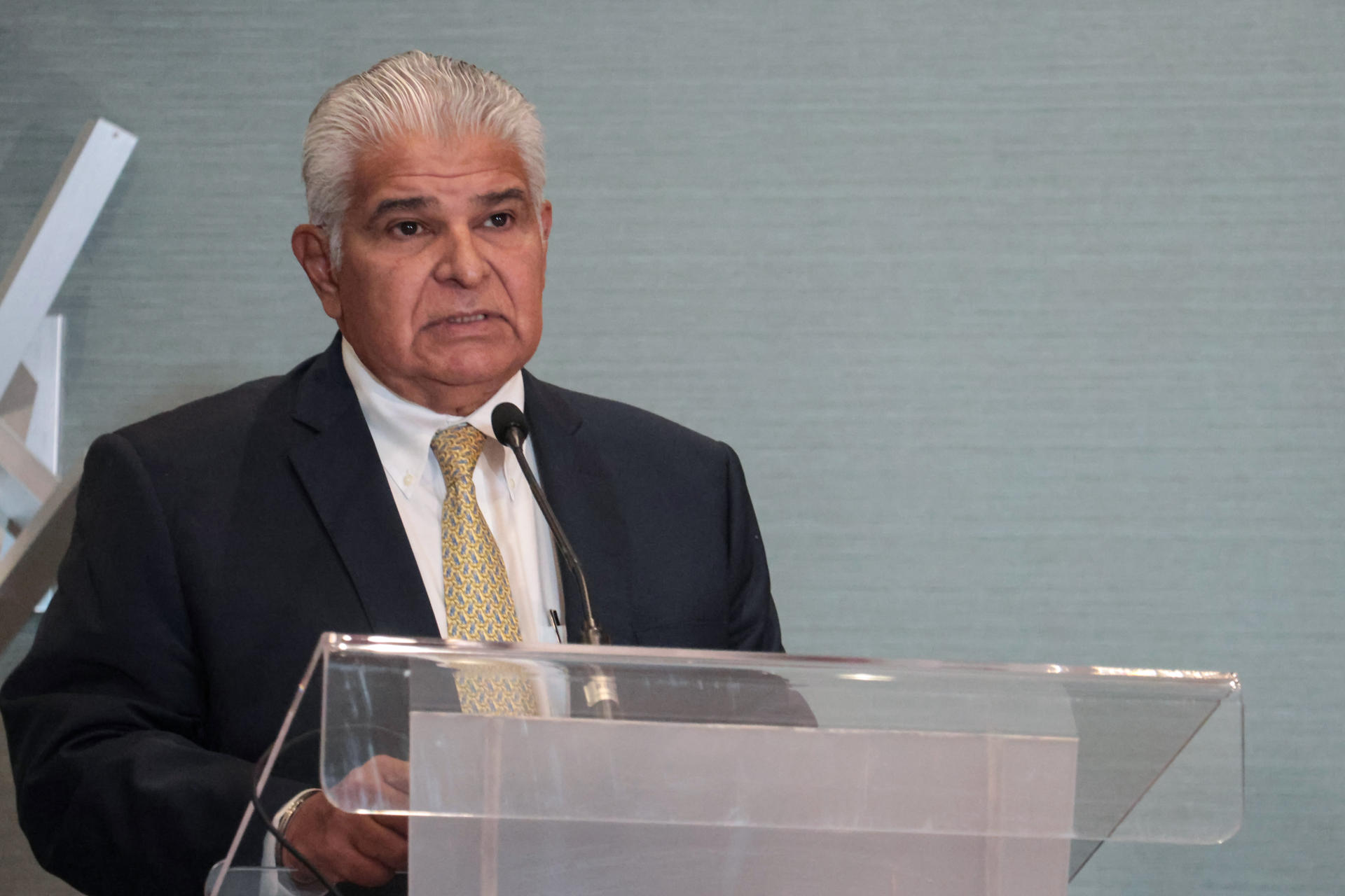 El presidente electo de Panamá dice que se reunirá con Bukele durante su toma de posesión