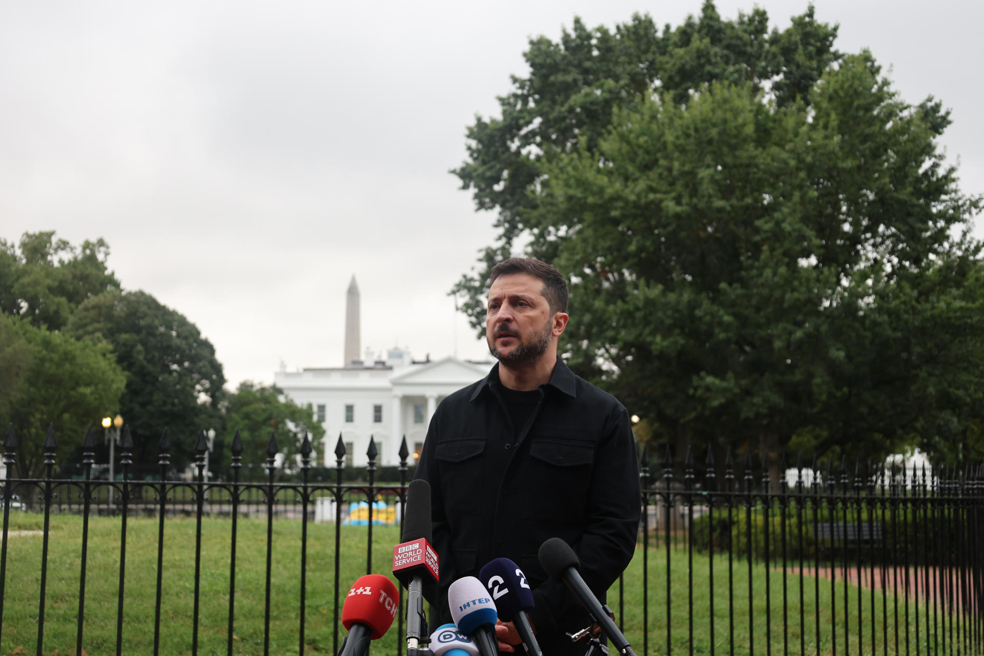 Zelenski se reúne en Washington con los principales fabricantes de armamento de EE.UU.