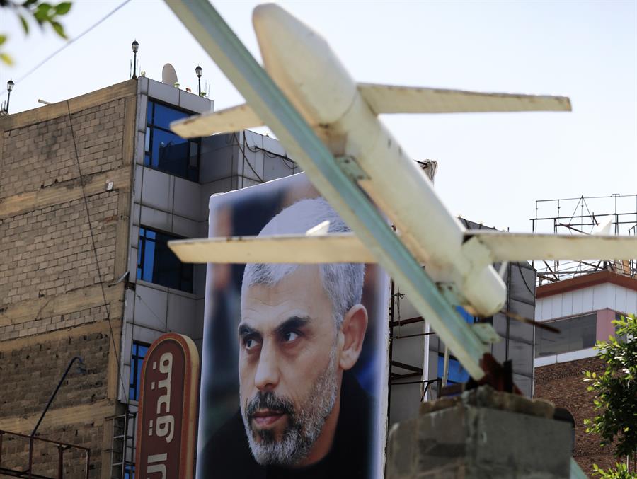 Israel estima que a Hezbolá solo le quedan un 20 % de sus cohetes y misiles