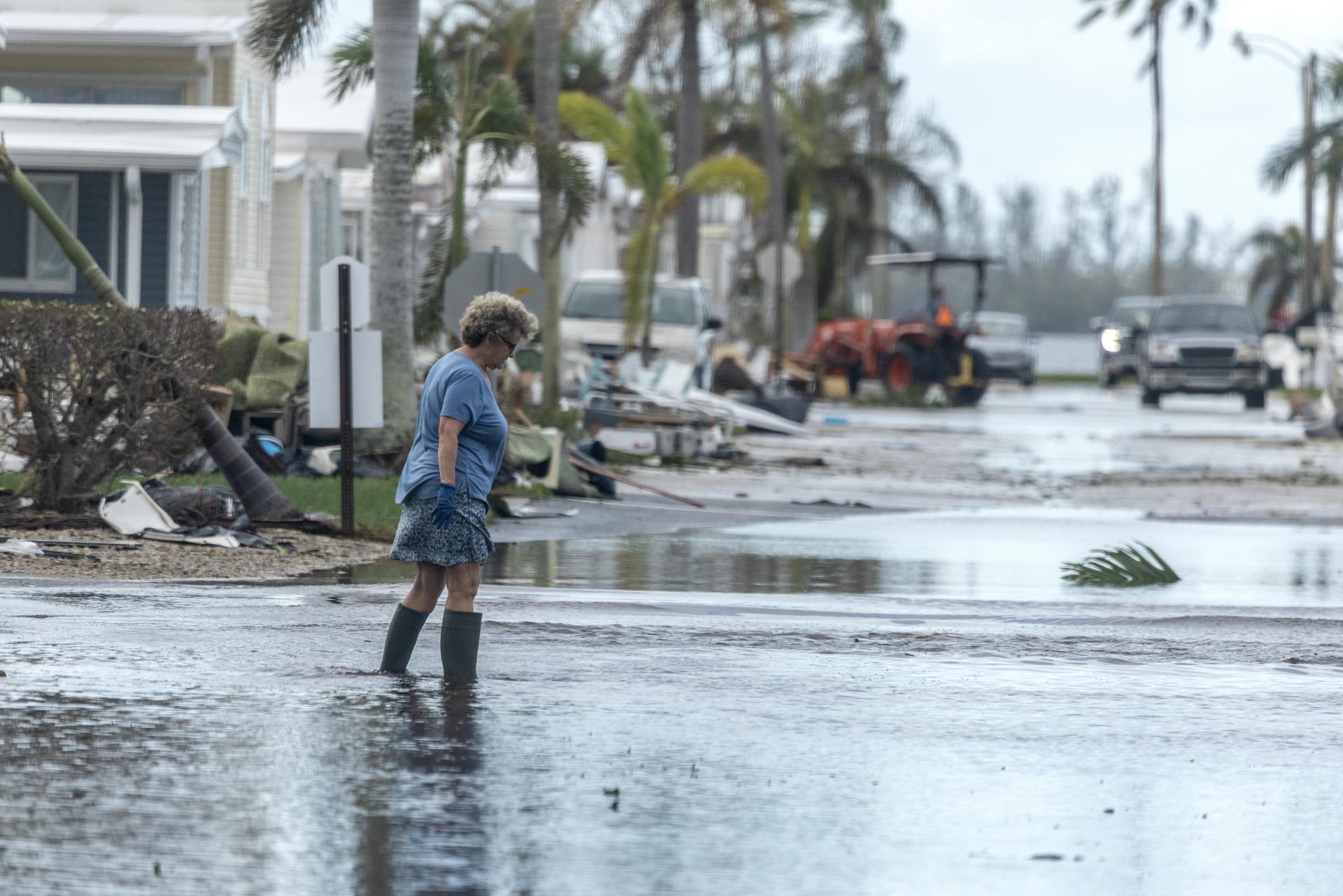 El huracán Milton deja una senda de muerte y destrucción a su paso por Florida