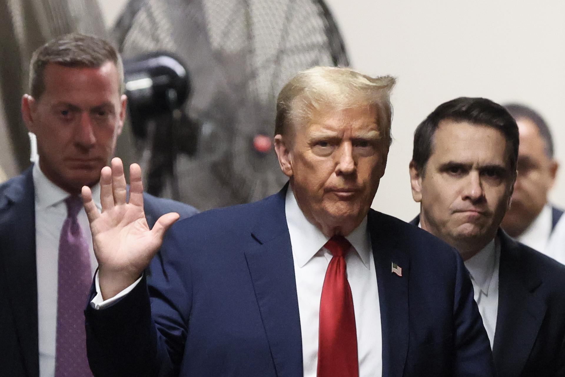 Directivo de medios de EE.UU. dice que favoreció a Trump para ayudarlo en su campaña de 2016