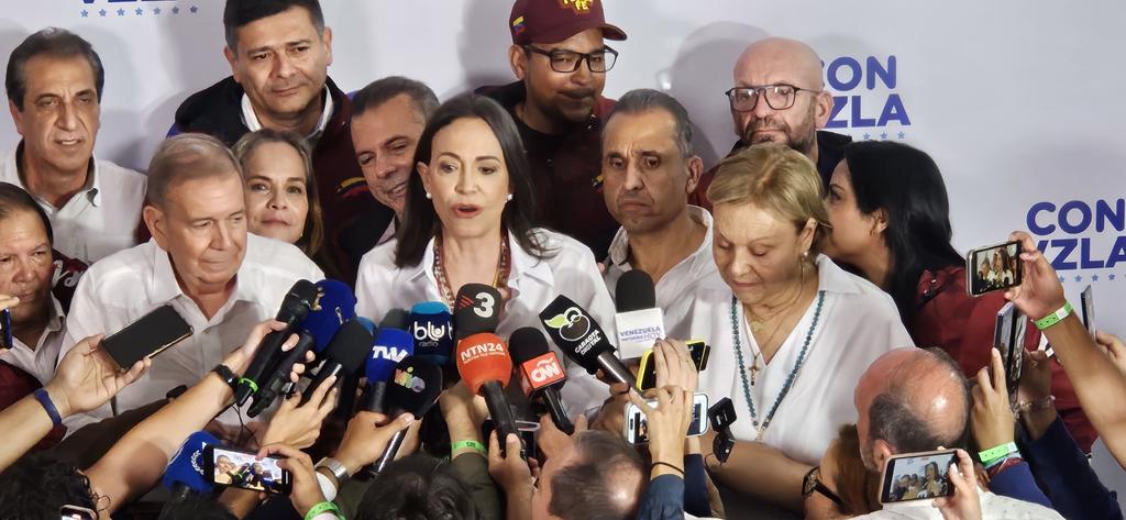 María Corina Machado dice que el «nuevo presidente electo» es Edmundo González