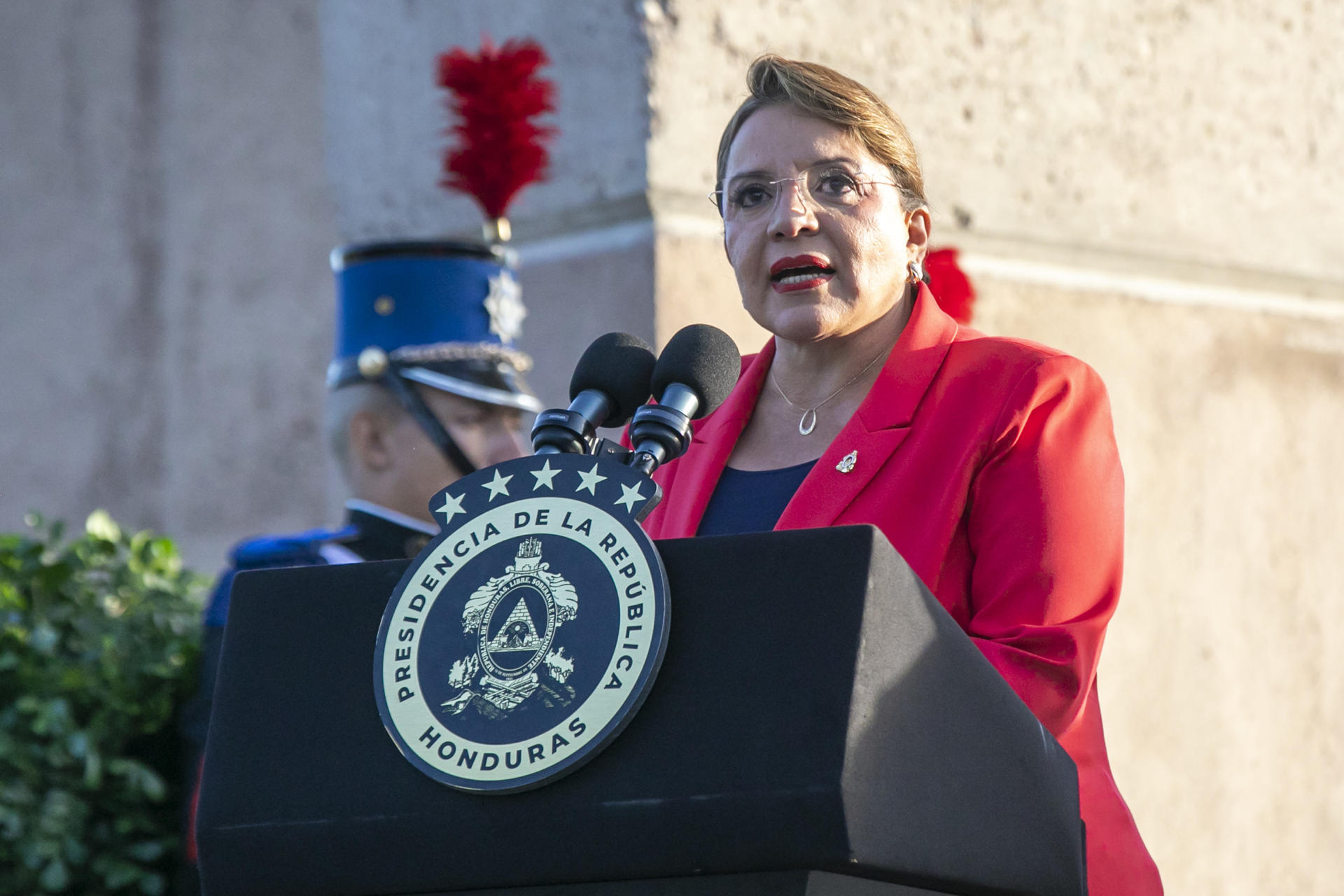 Presidenta de Honduras garantiza «respeto absoluto a la voluntad popular» en los comicios