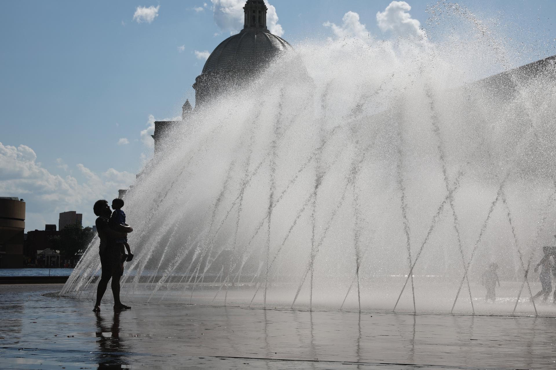 Más de 30 estados en EEUU están bajo alerta de calor, con temperaturas de hasta 45 grados