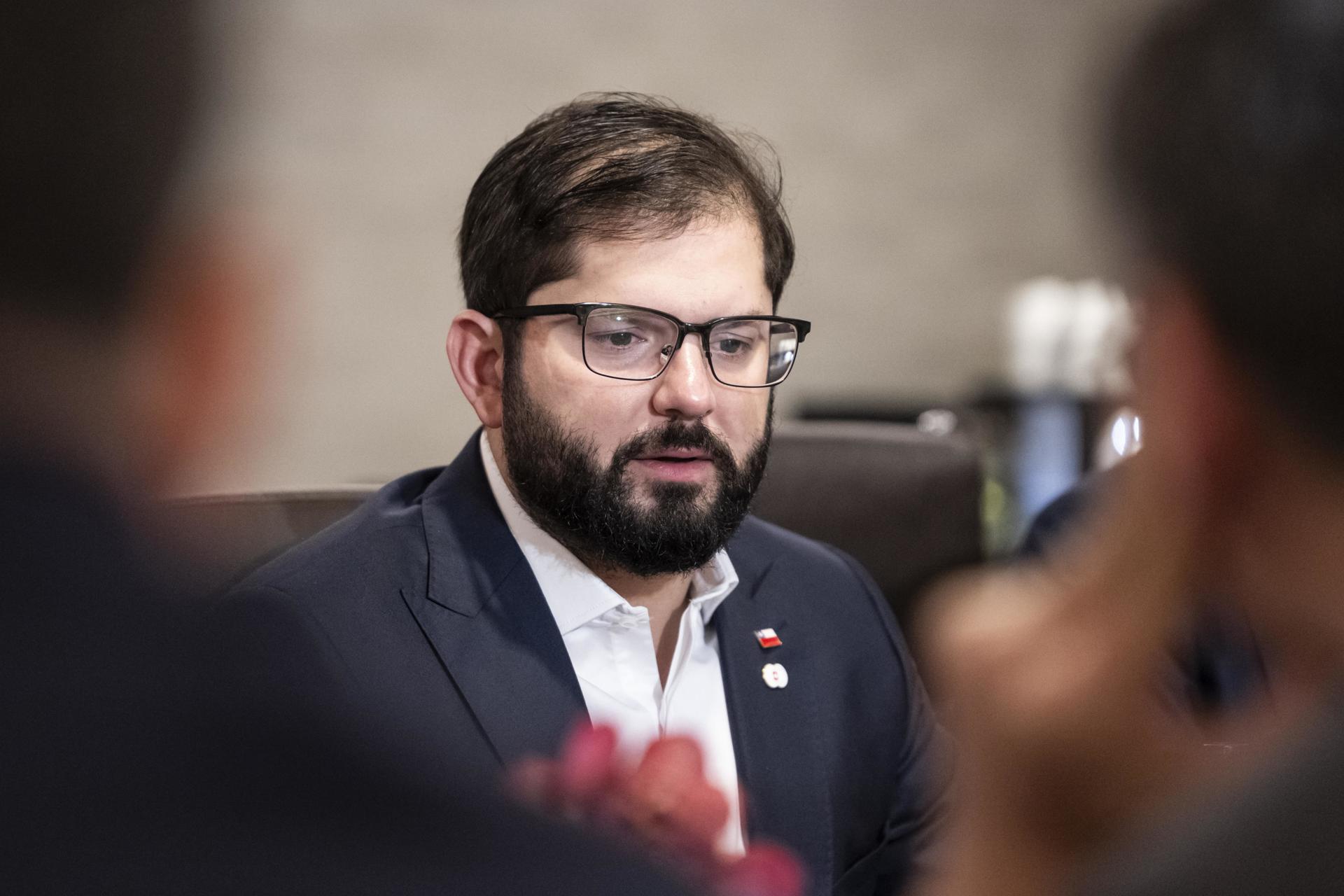 Boric pide ante la Unesco atacar la delincuencia y con más educación, cultura y deporte