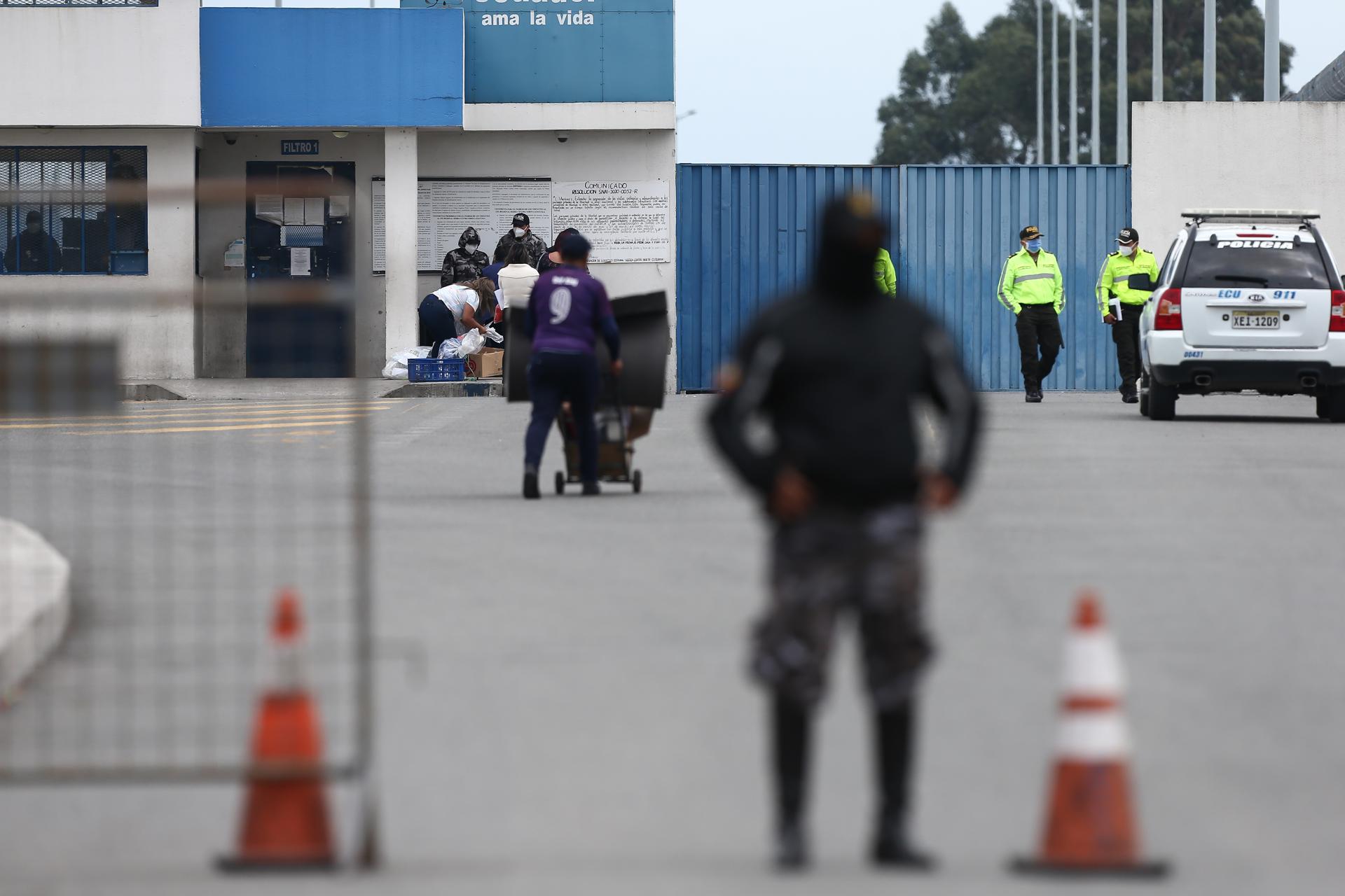 Asesinan al subjefe de agentes penitenciarios de una de las mayores cárceles de Ecuador