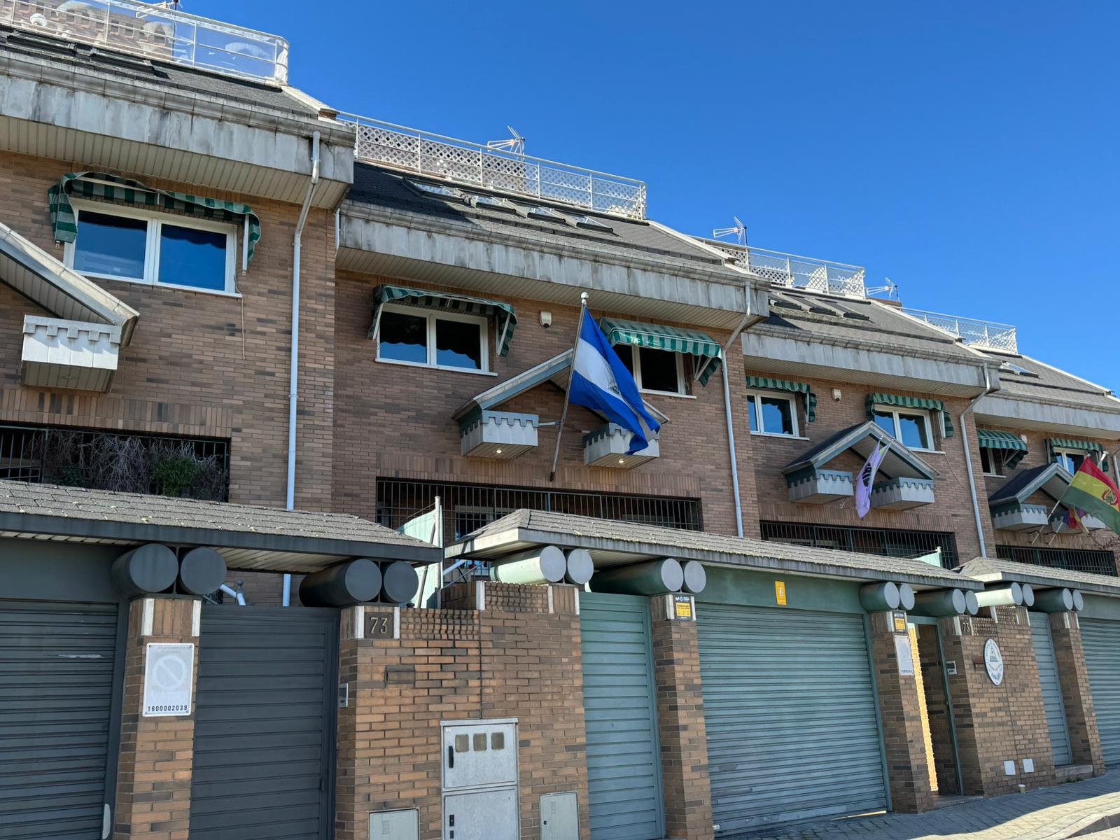 Retrasos en Managua y el Consulado en Madrid ponen en riesgo la regularización de nicaragüenses en España