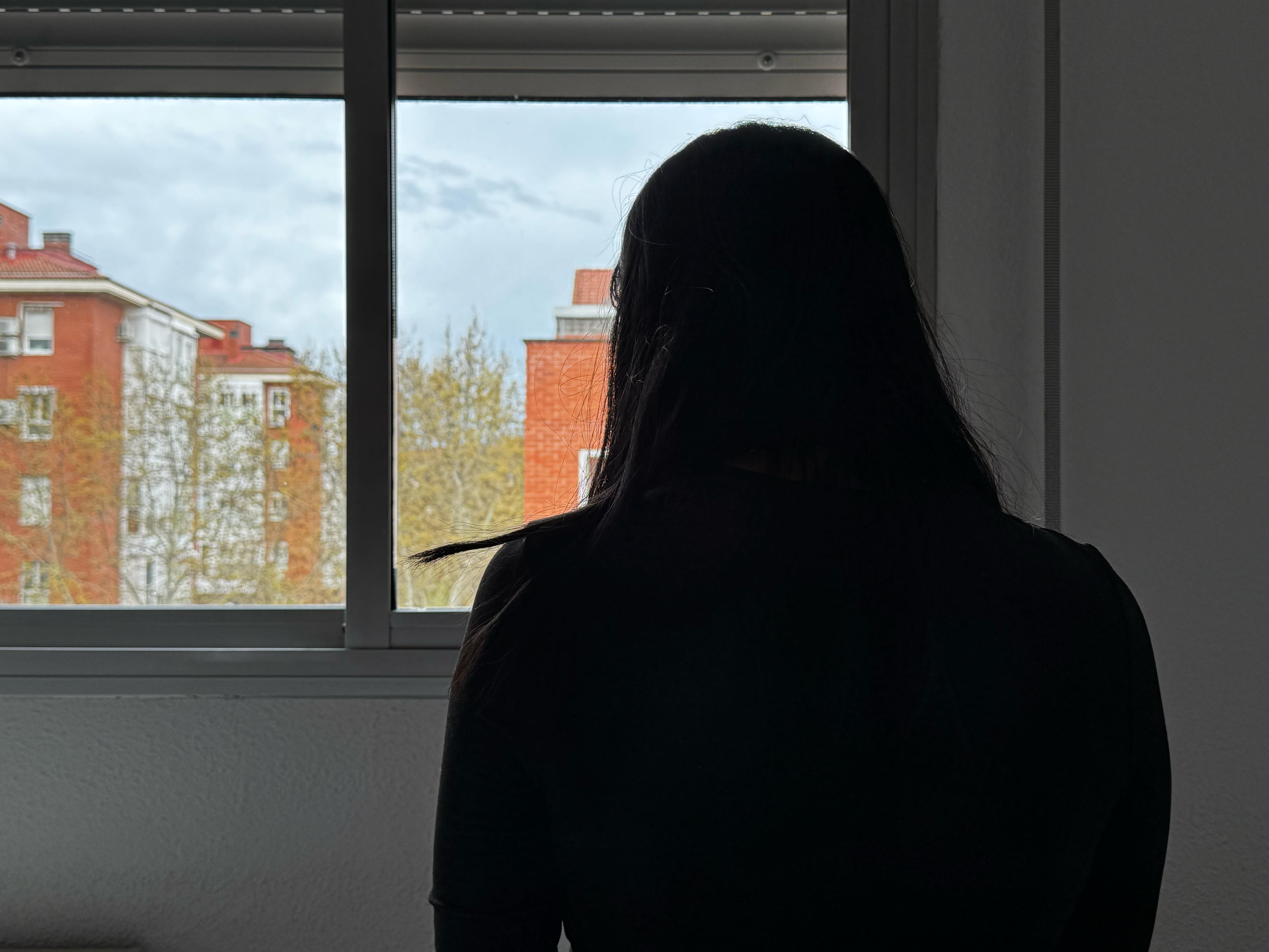 Pagar 300 euros por una cama compartida, el drama de nicaragüenses trabajadoras del hogar en España