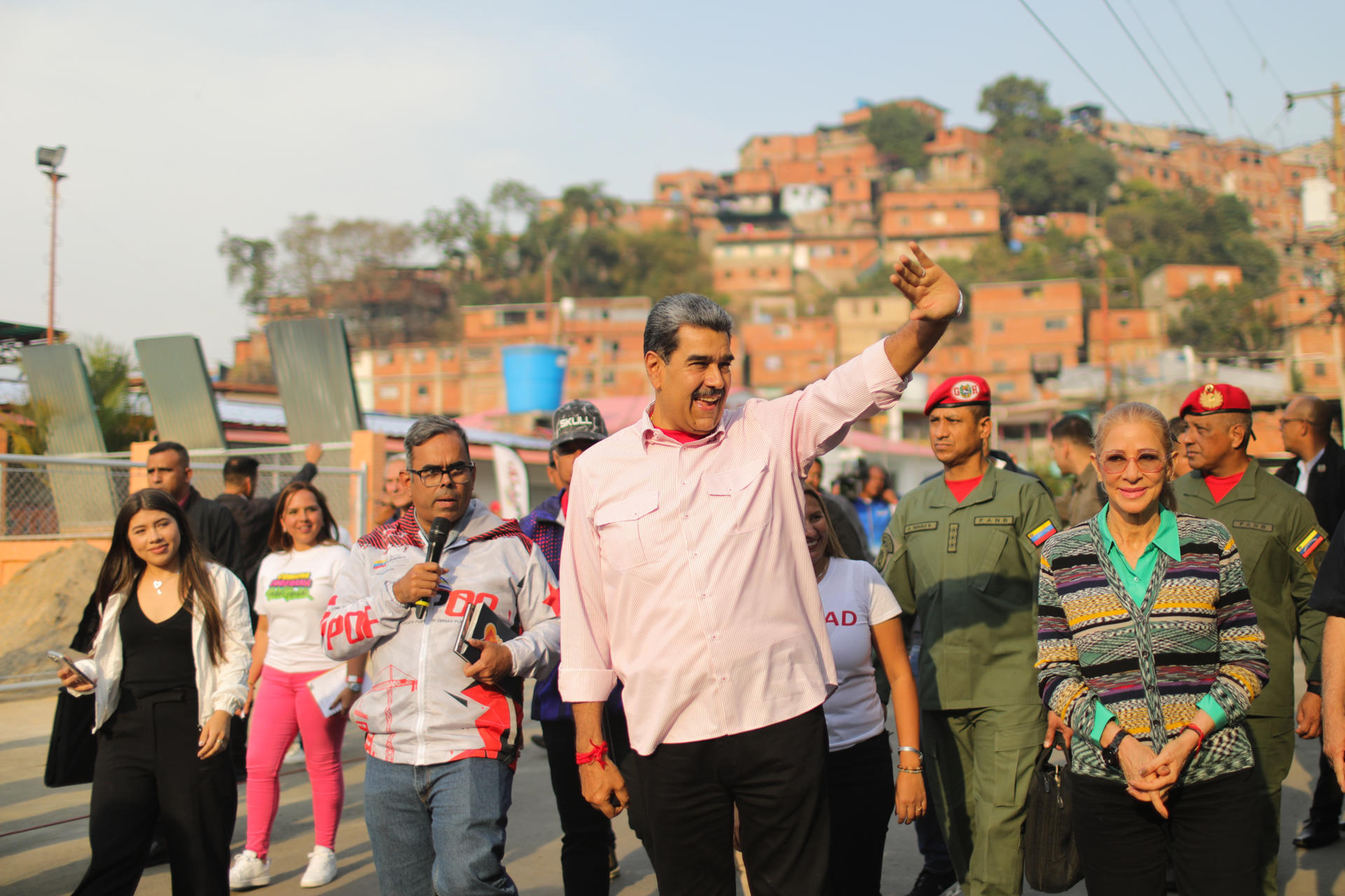 Maduro rechaza que El Salvador aún no dé la lista de las personas deportadas por EE.UU.