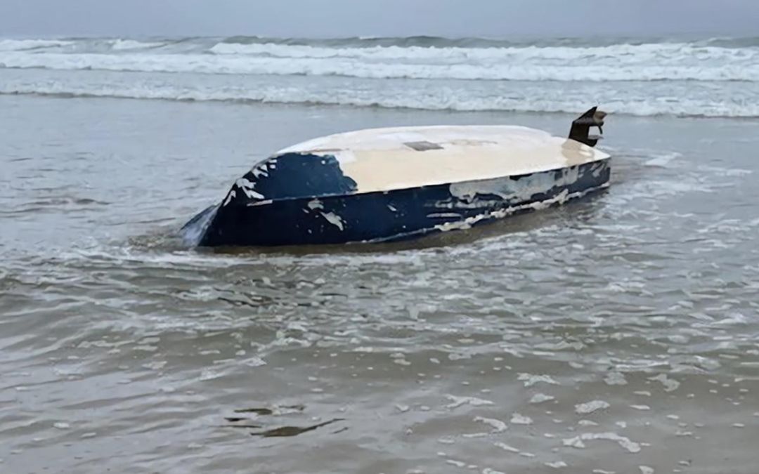 EE.UU. suspende la búsqueda de siete inmigrantes tras naufragio en el mar de California